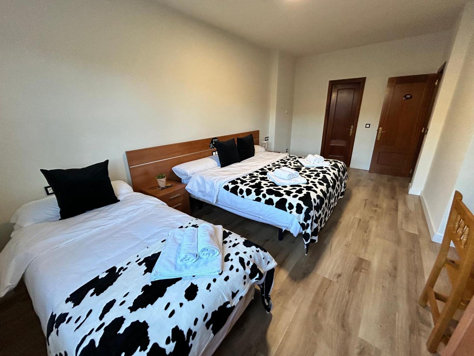 Bicis & Vacas Hotel La Pola de Gordon Eksteriør billede