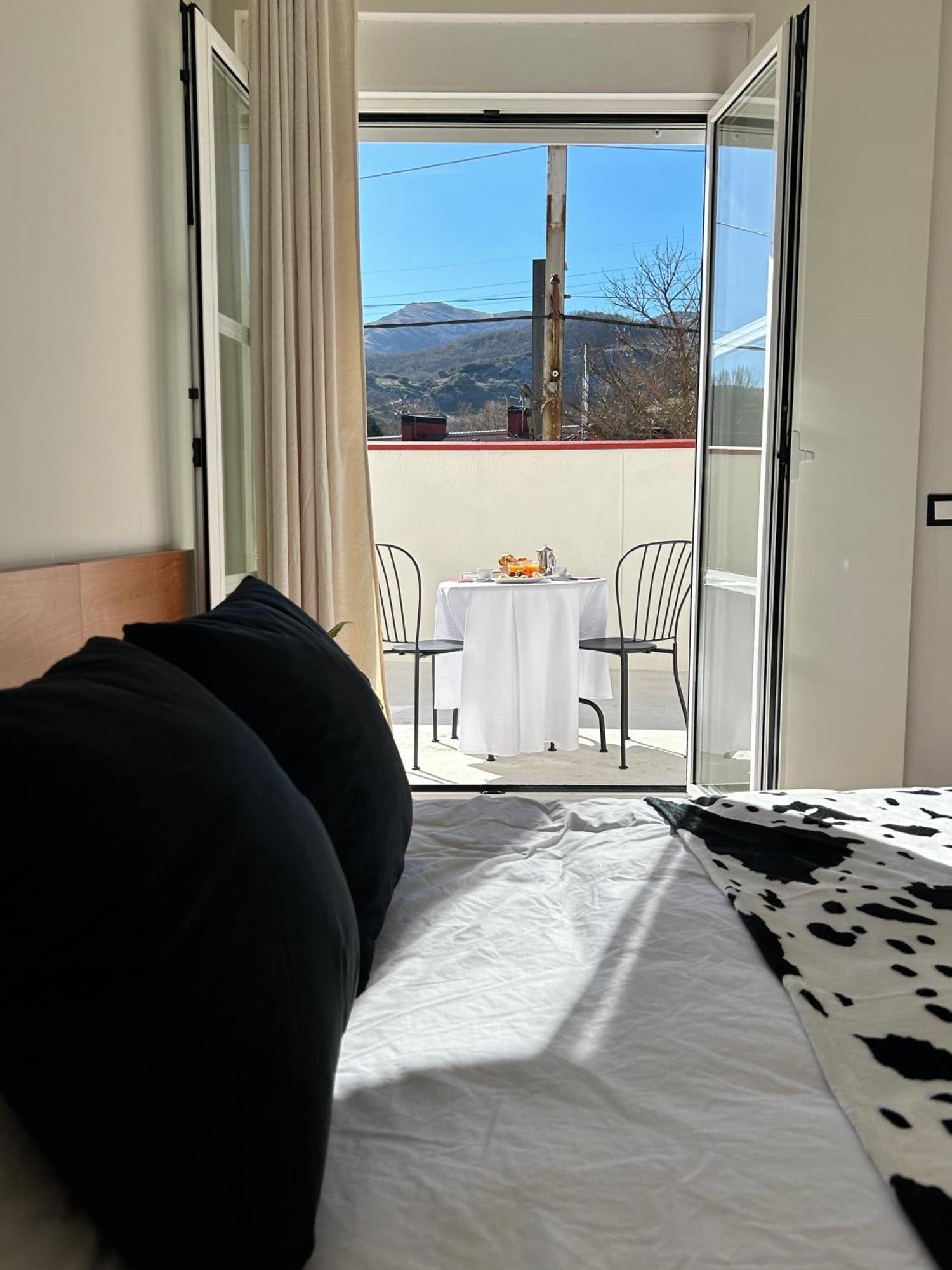 Bicis & Vacas Hotel La Pola de Gordon Eksteriør billede